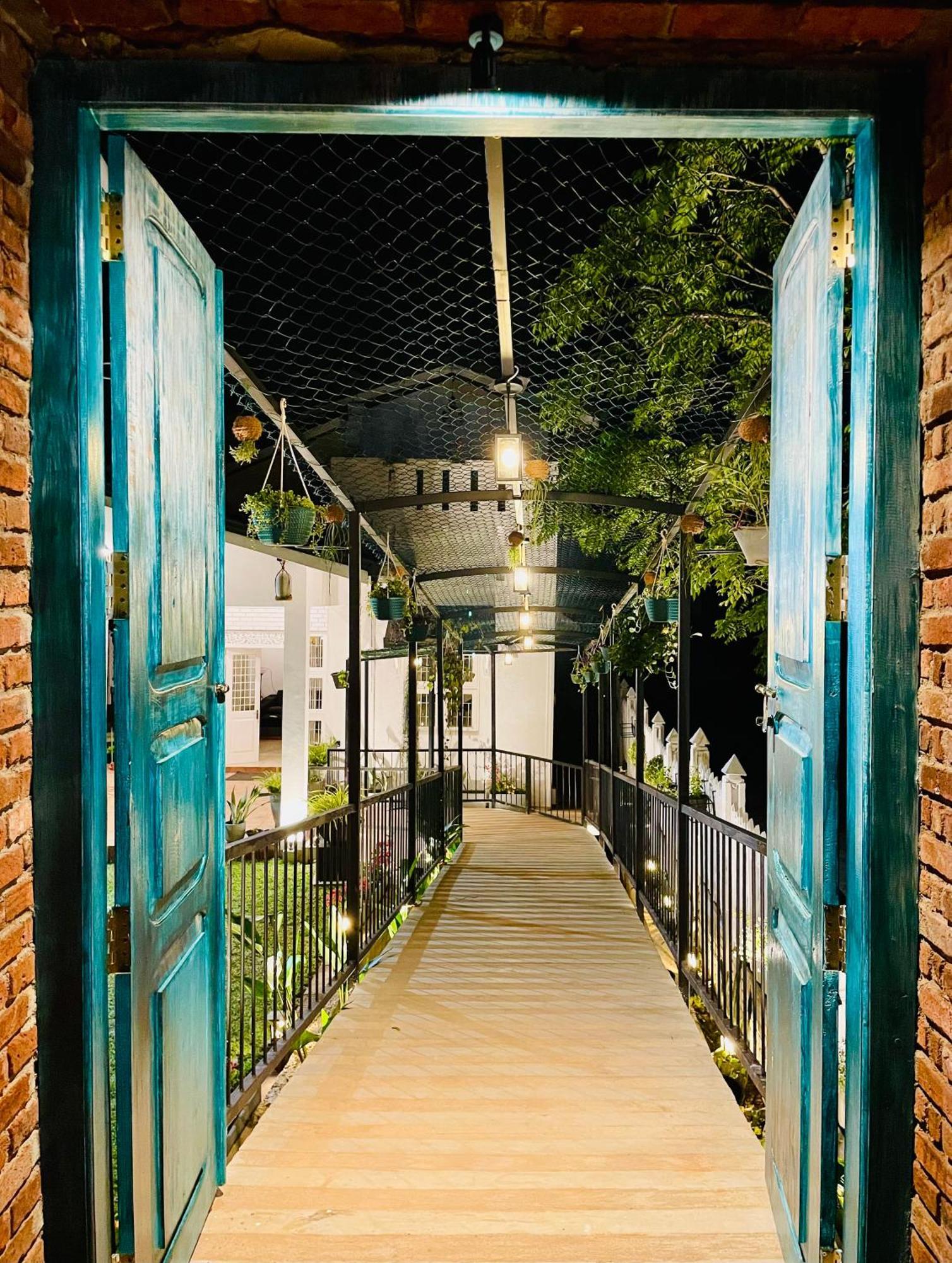 Ayur Ayur White Sail Villa Dalupotha Exteriör bild