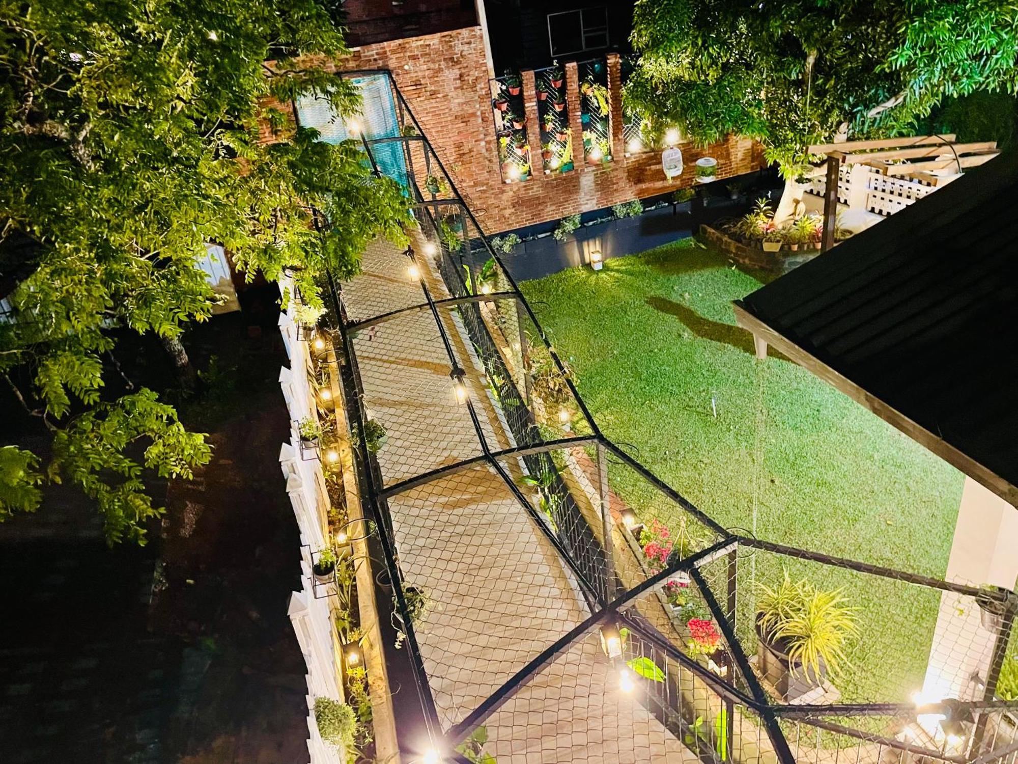 Ayur Ayur White Sail Villa Dalupotha Exteriör bild